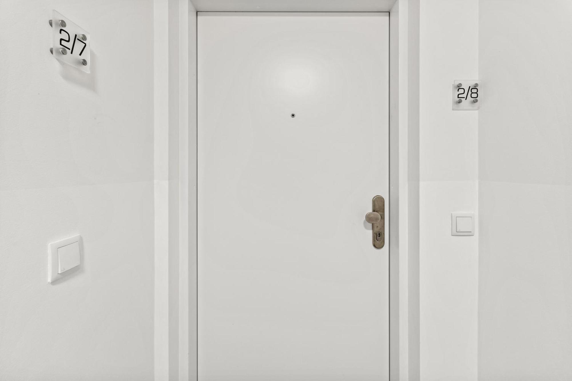 1 Min To Public Transport - 3 Min To Supermarket And Pharmacy - On-Site Parking For 19,90 Eur Vienna Luaran gambar