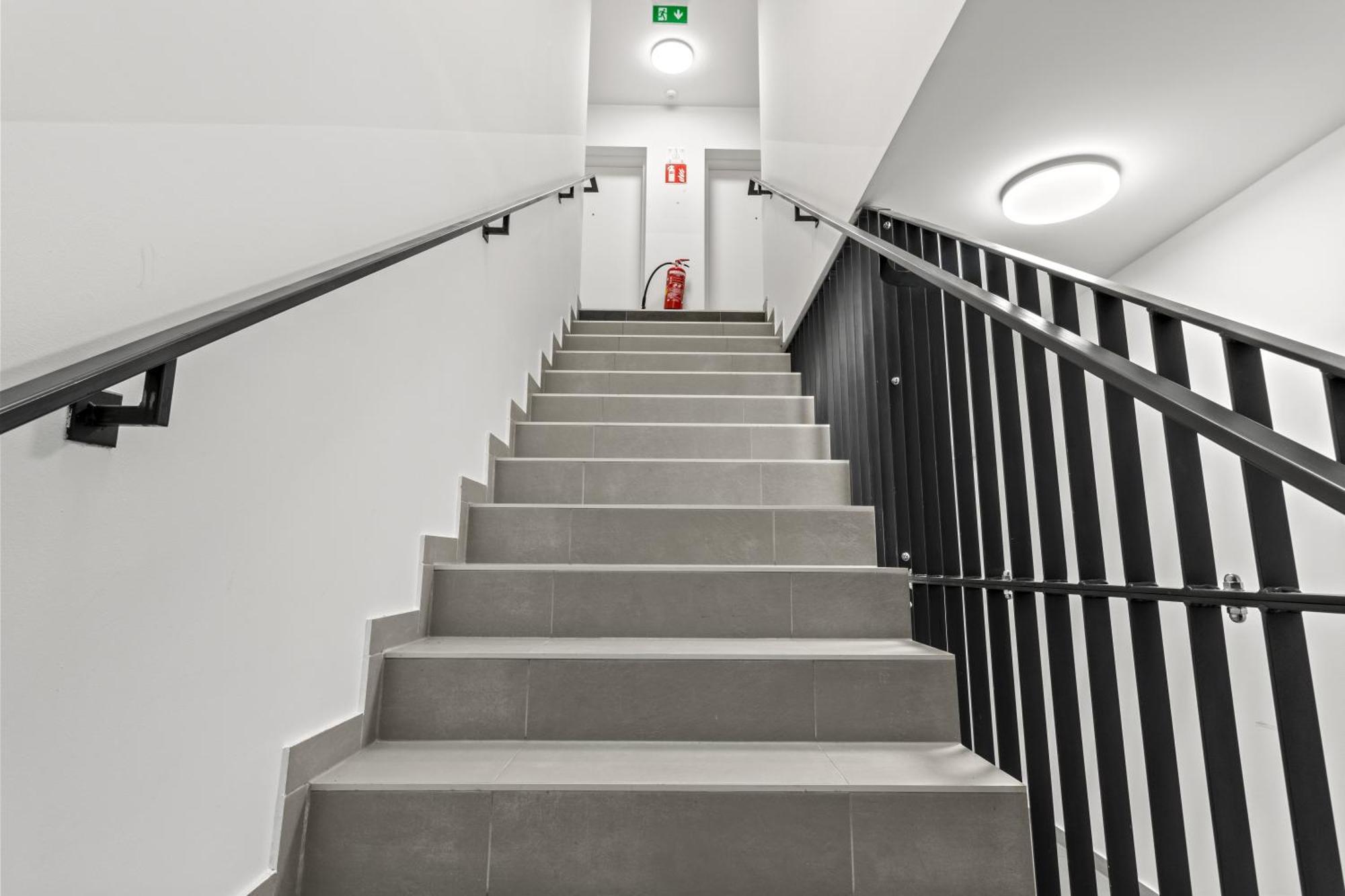 1 Min To Public Transport - 3 Min To Supermarket And Pharmacy - On-Site Parking For 19,90 Eur Vienna Luaran gambar